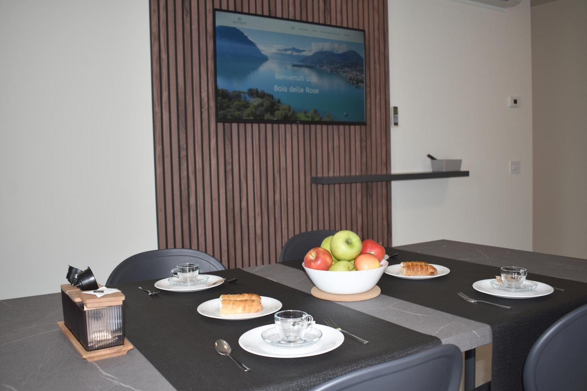 Baia Delle Rose Via Roma 111 Apartment Коста Волпино Екстериор снимка