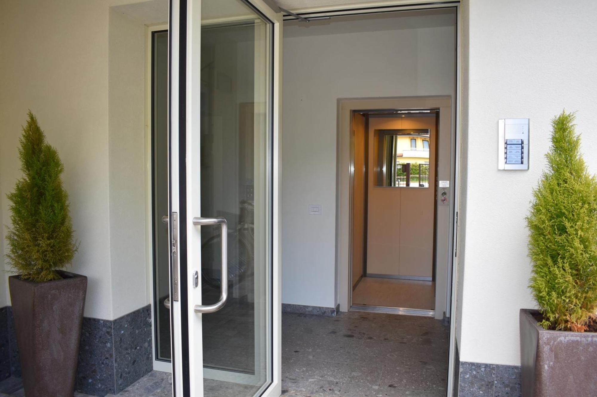 Baia Delle Rose Via Roma 111 Apartment Коста Волпино Екстериор снимка